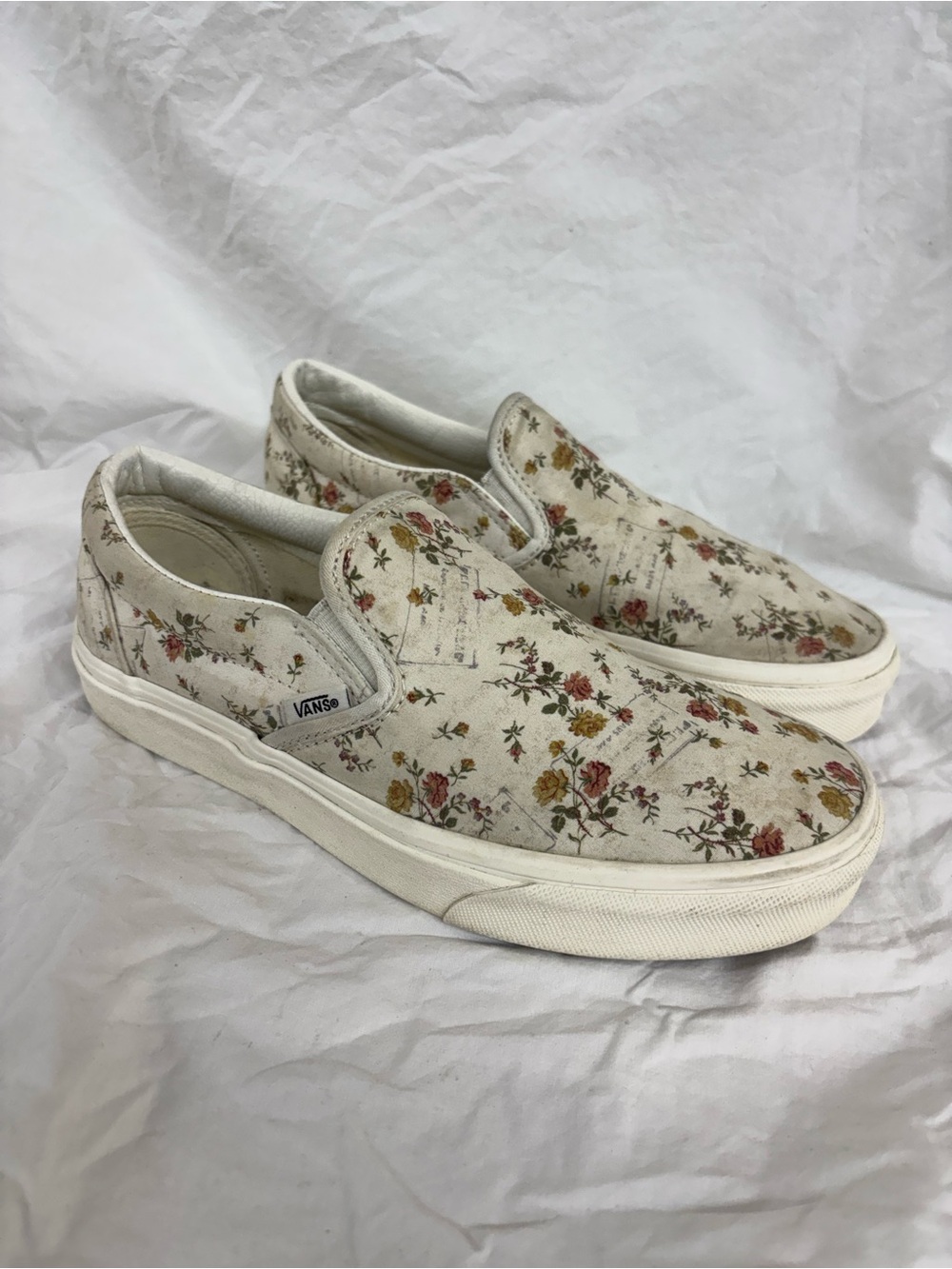 Vans Cream/Floral Print Canvas Slip-On Sneakers | Women Size 5.5